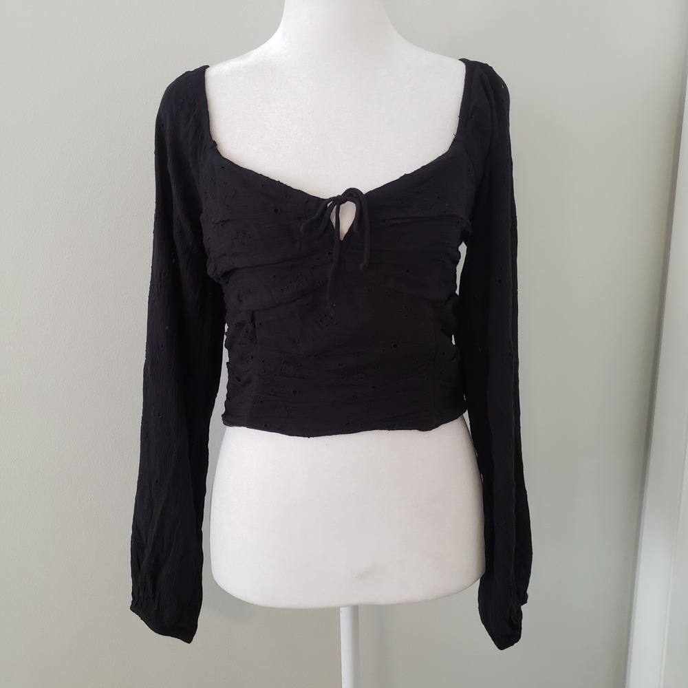 Hollister Long Sleeve Babydoll Eyelet Peasant Crop Top MEDIUM Whimsigoth Boho